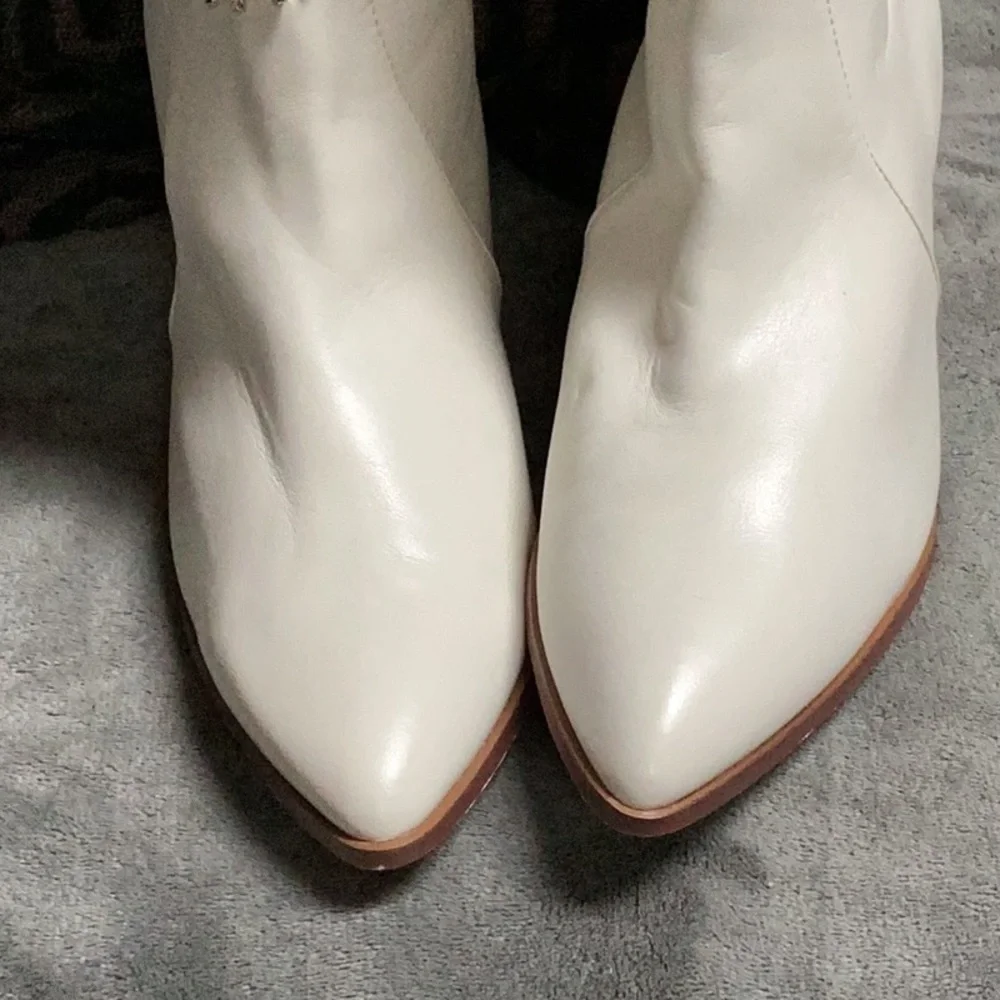White rhinestone Fringe Cowboy Boots - Picture 4 of 7